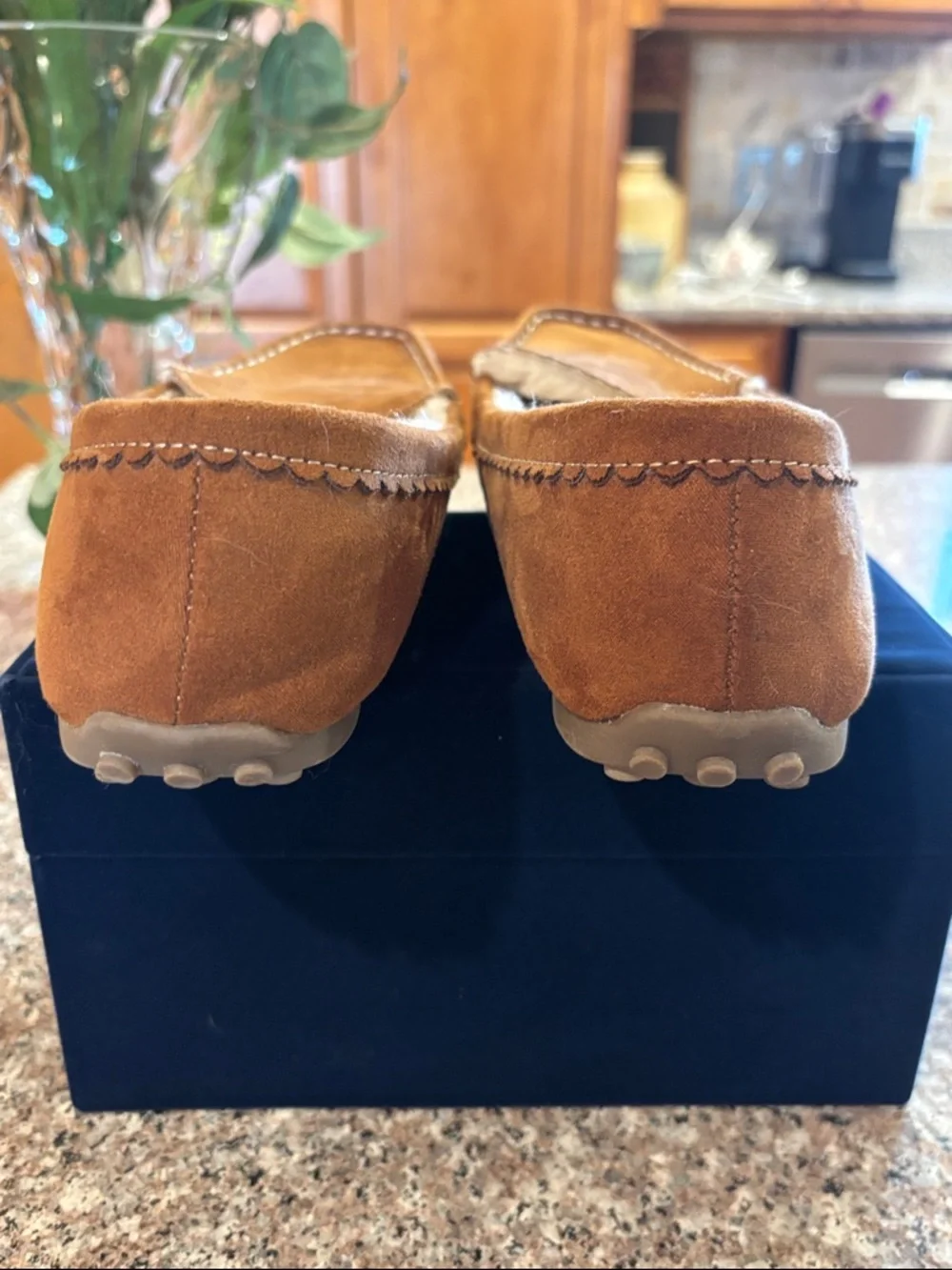 St. John's Bay Women's Chestnut Suede Fleece-Lined Moccasins       Size 8.5 - Picture 12 of 14